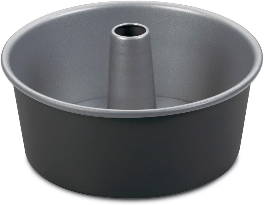 Cuisinart Chef's Classic Nonstick Bakeware 9-Inch Tube Cake Pan Cuisinart Chef's Classic Nonstick Bakeware 9-Inch Tube Cake Pan
